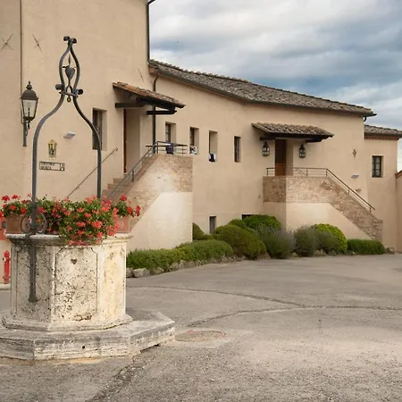 La Bagnaia Golf Üdülőközpont Bagnaia (Siena)