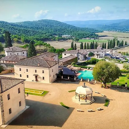 Üdülőközpont La Bagnaia Golf Bagnaia (Siena)